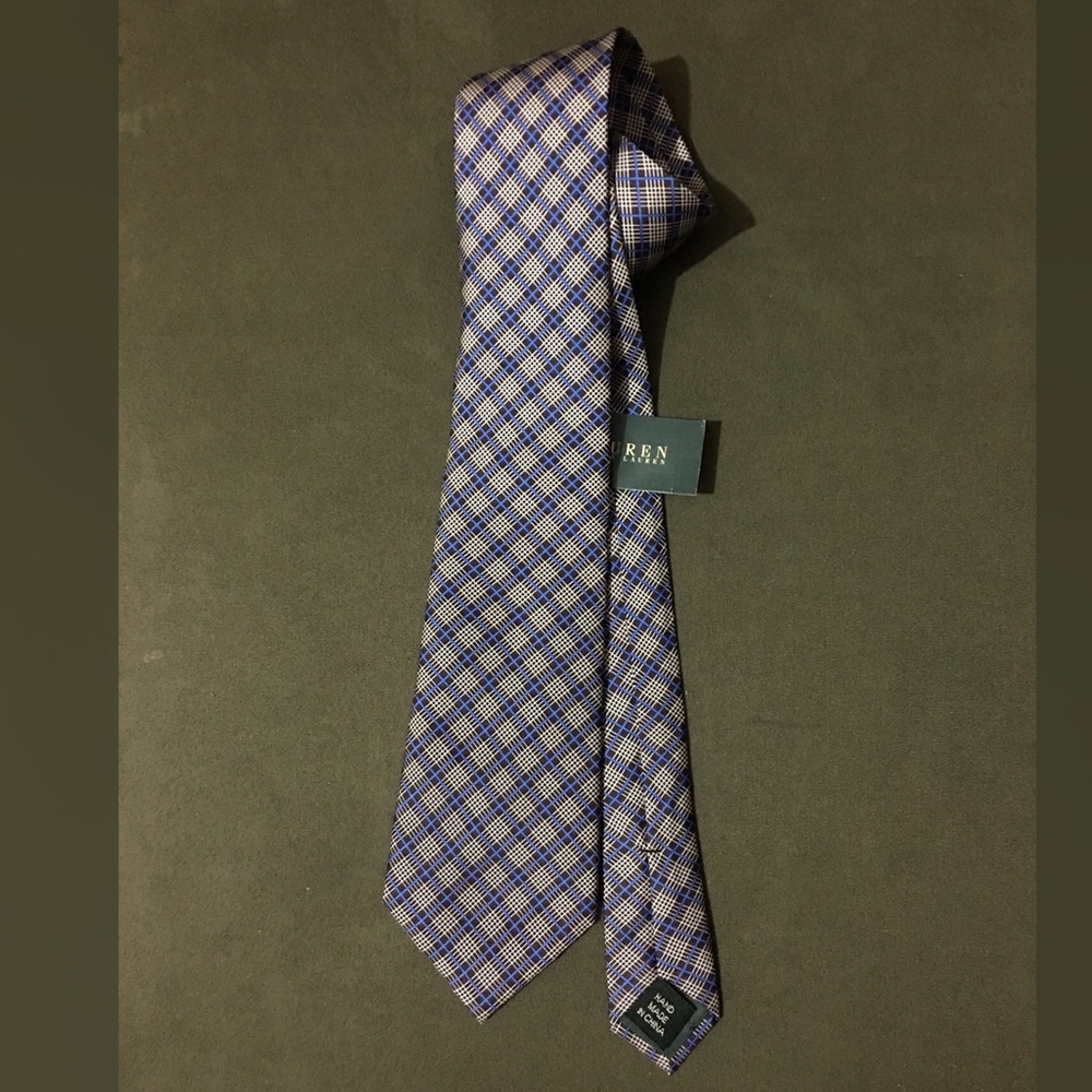 A handsome silk tie by Ralph Lauren